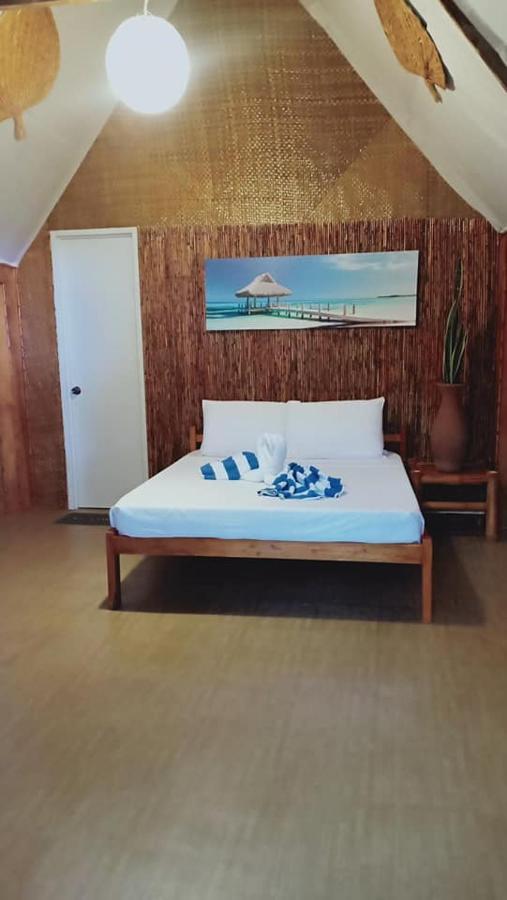 Sol Y Mar Beach Resort General Luna  Buitenkant foto